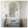miroir de salle de bain avec armoire