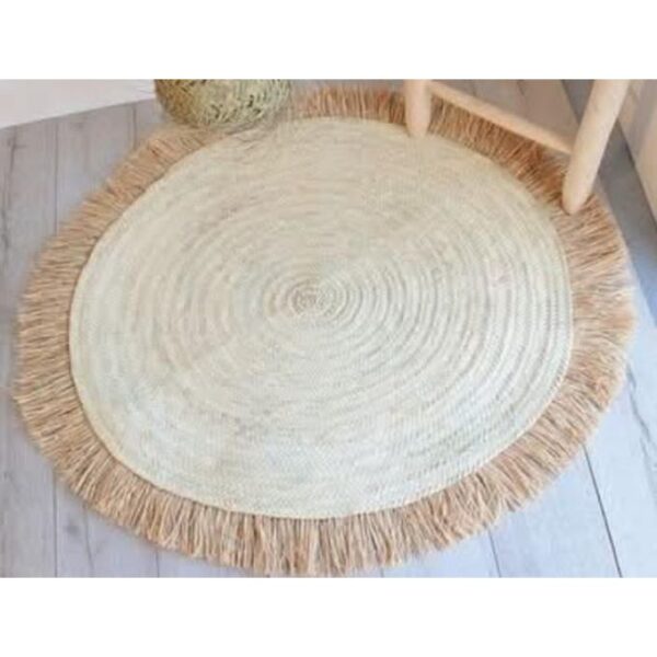 Tapis rond tressé en feuille de palmier Raphia