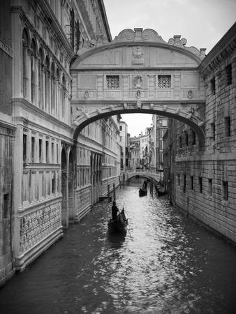 Bridge of Sighs, Doge's Palace, Venice, Italy - Photographic Print, 12x16